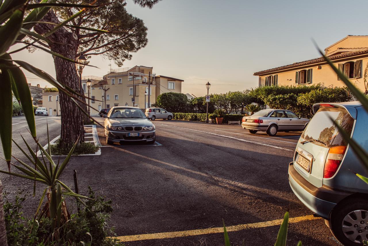 L' Ambasciata Gaeta Hotel Exterior photo